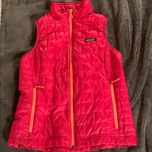 Patagonia Vest —NEW—